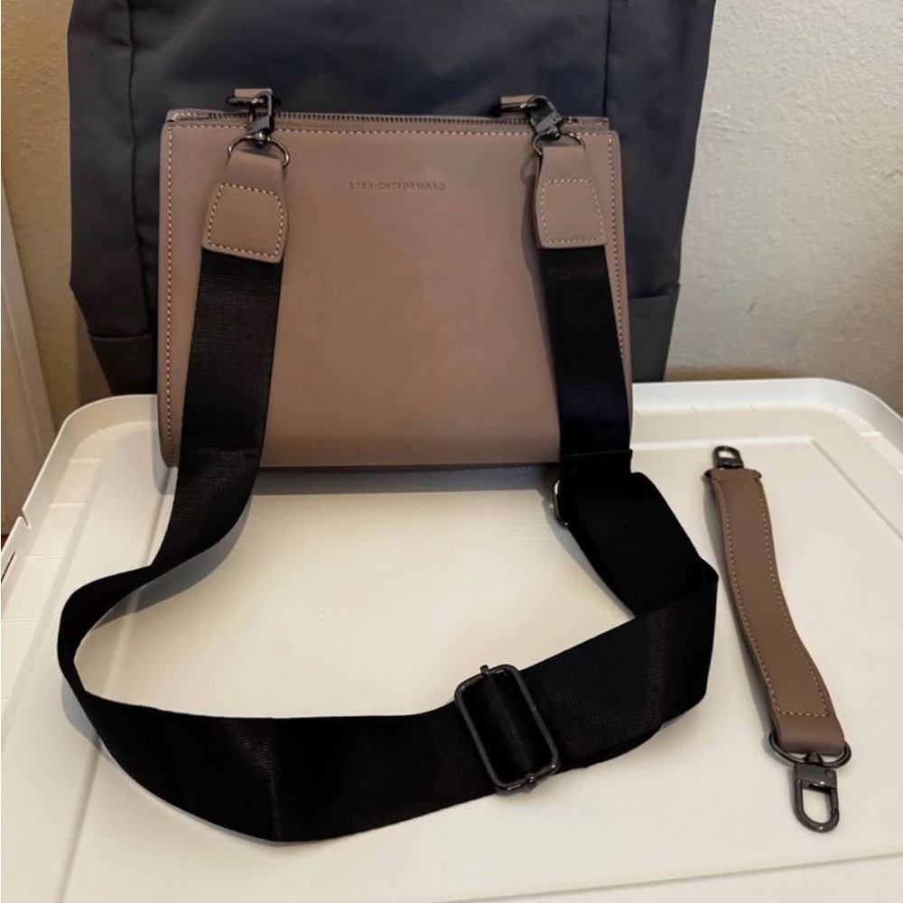 (SOLD - DO NOT BUY) Stylish Crossbody and Shoulder Bag